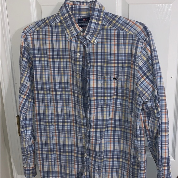 Vineyard Vines Medium Slim Fit Tucker Shirt - Picture 1 of 3